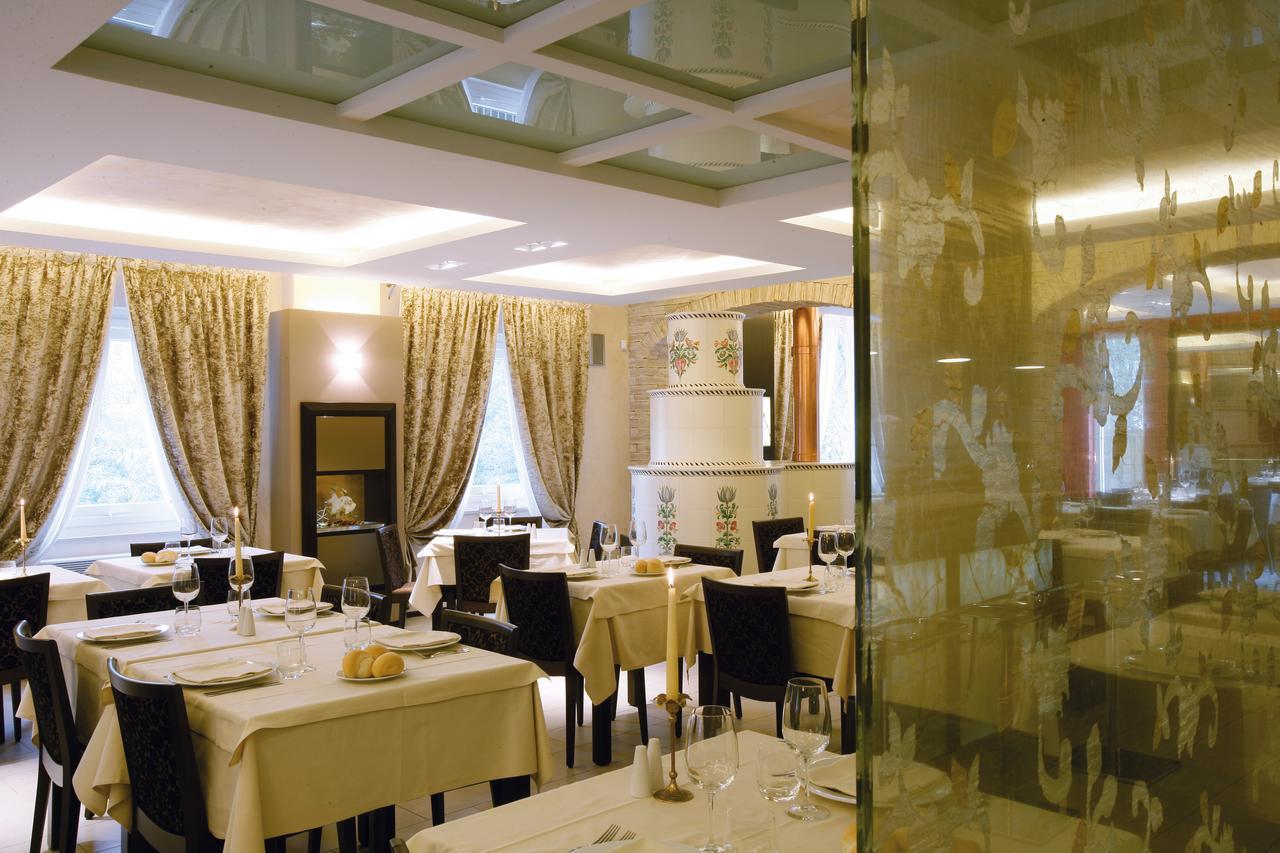 Albergo Ristorante Marcheno Eksteriør billede